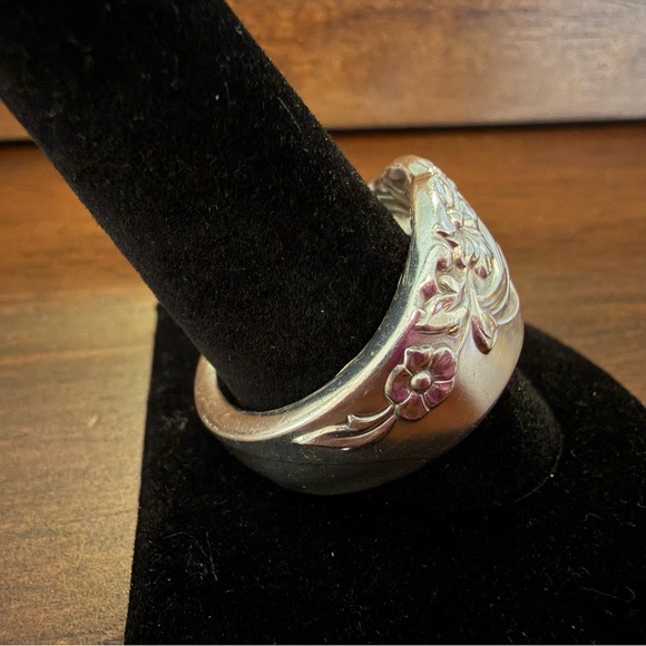 Evening Star Spoon Ring - Picture 4 of 13
